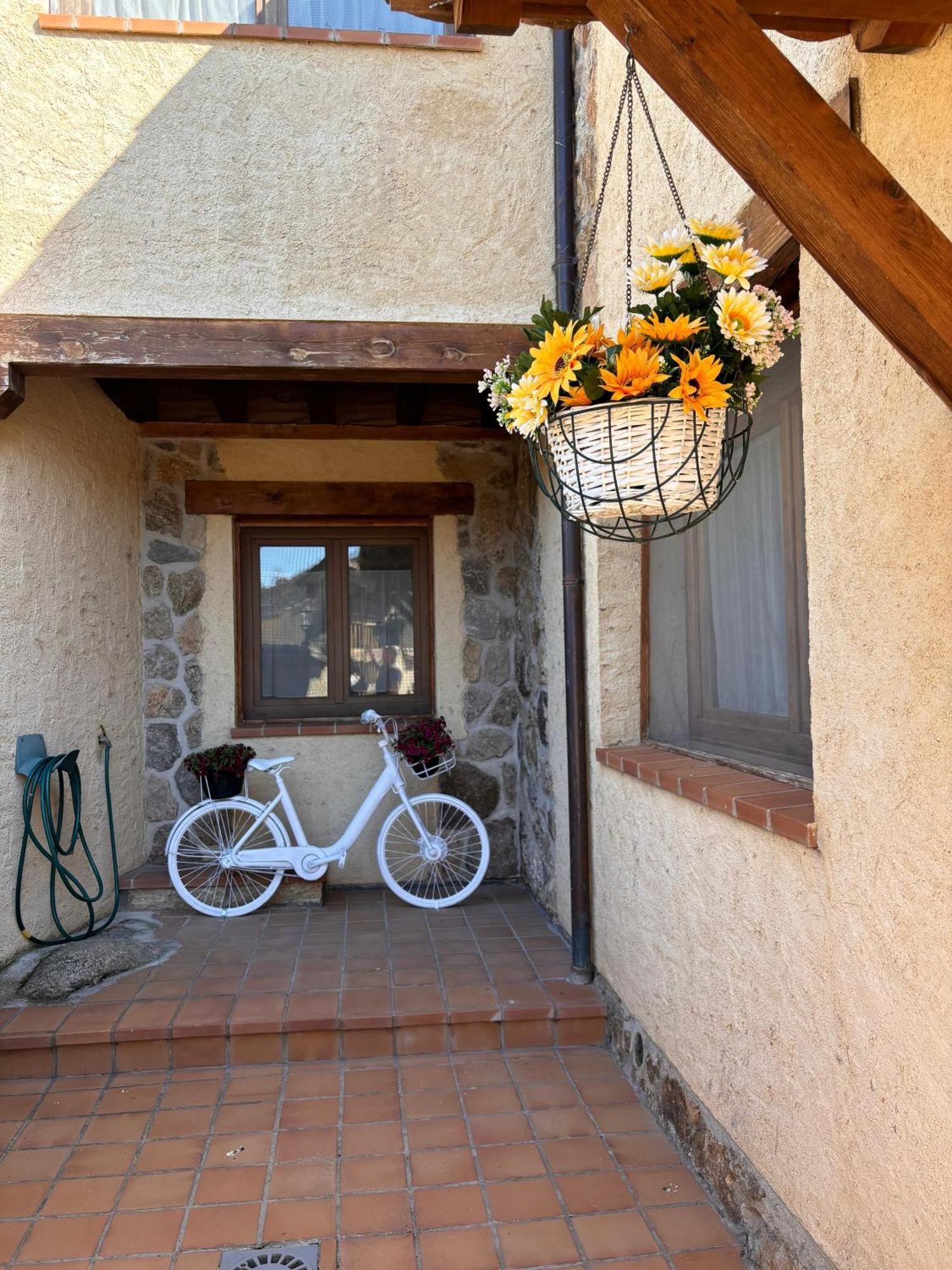 Casa Rural Abuelo Regino شقوبية المظهر الخارجي الصورة