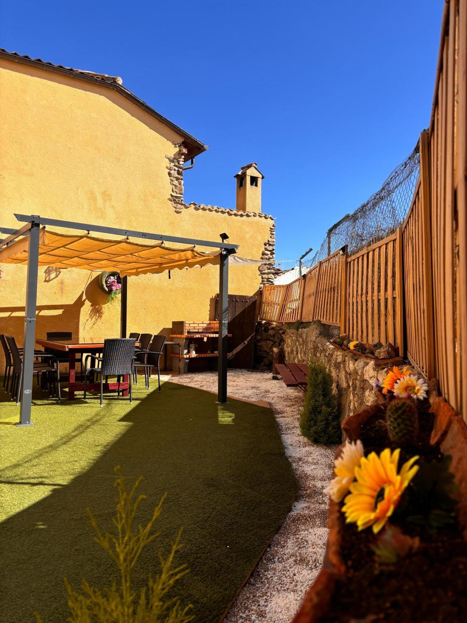 Casa Rural Abuelo Regino شقوبية المظهر الخارجي الصورة